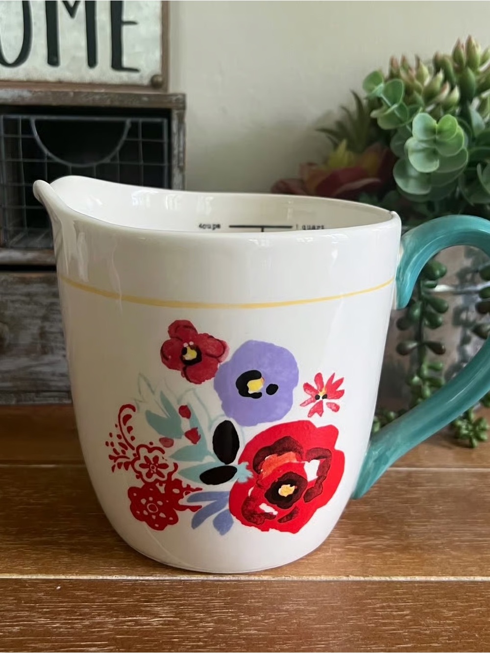 New Pioneer Woman Flea Market Floral ceramic 4 Cup measuring Pitcher